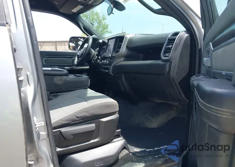 2022 Ram 2500 Big Horn 4X4 6'4 Box z USA, uszkodzony, nr VIN 3C6UR5DL2NG436027